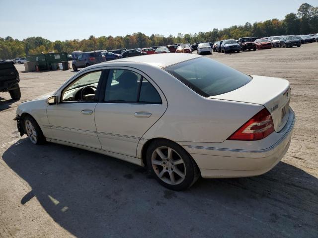 WDBRF92H97F876939 - 2007 MERCEDES-BENZ C 280 4MATIC WHITE photo 2