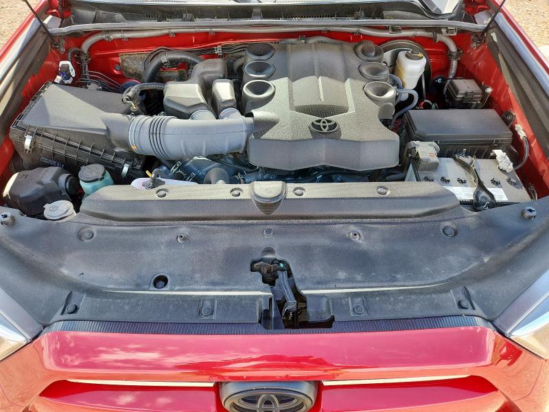 JTEEU5JR8R5315841 - 2024 TOYOTA 4RUNNER SR5 RED photo 12