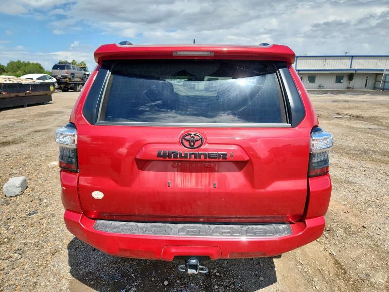 JTEEU5JR8R5315841 - 2024 TOYOTA 4RUNNER SR5 RED photo 6