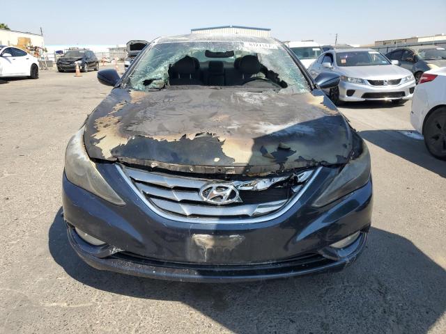 5NPEC4AC6BH281935 - 2011 HYUNDAI SONATA SE შავი ფოტო 5