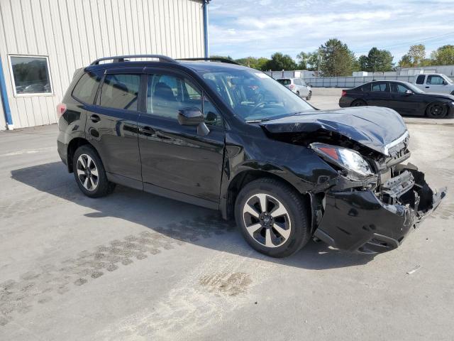 JF2SJAEC8JH410130 - 2018 SUBARU FORESTER 2.5I PREMIUM Черный фото 4