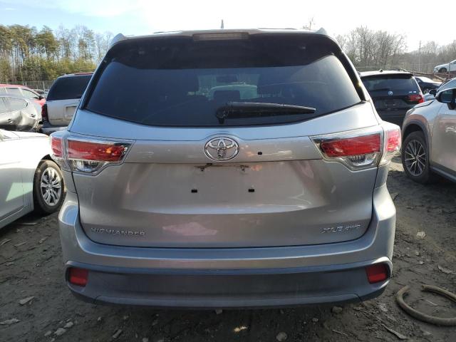 5TDJKRFH0FS149255 - 2015 TOYOTA HIGHLANDER XLE SILVER photo 6