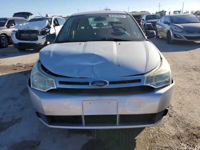 1FAHP35N99W132243 - 2009 FORD FOCUS SE SILVER photo 5