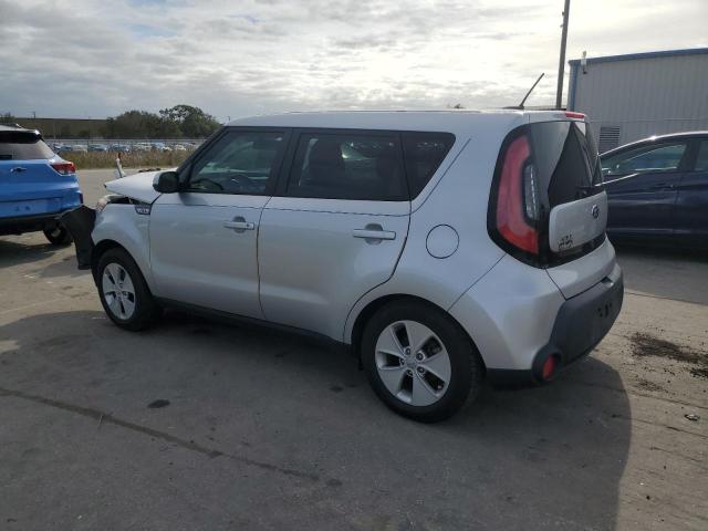 KNDJN2A20G7851315 - 2016 KIA SOUL SILVER photo 2