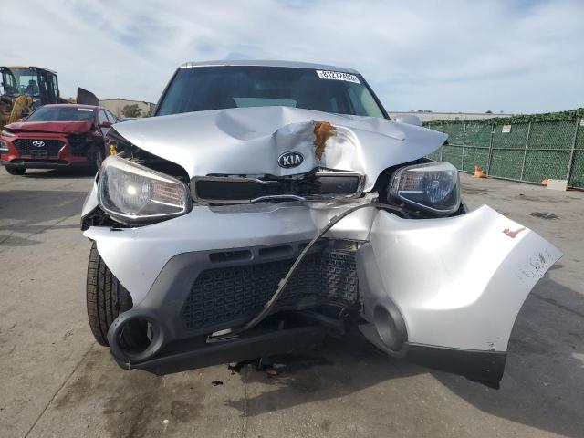 KNDJN2A20G7851315 - 2016 KIA SOUL SILVER photo 5