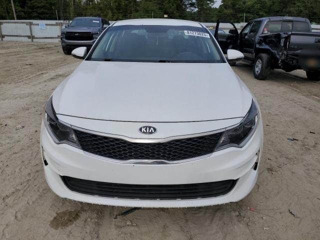 5XXGT4L36GG059114 - 2016 KIA OPTIMA LX WHITE photo 5