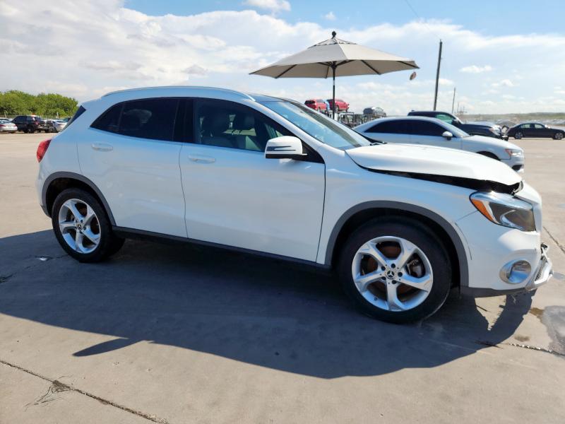 WDCTG4EB0JJ477835 - 2018 MERCEDES-BENZ GLA 250 Beyaz fotoğraf 4