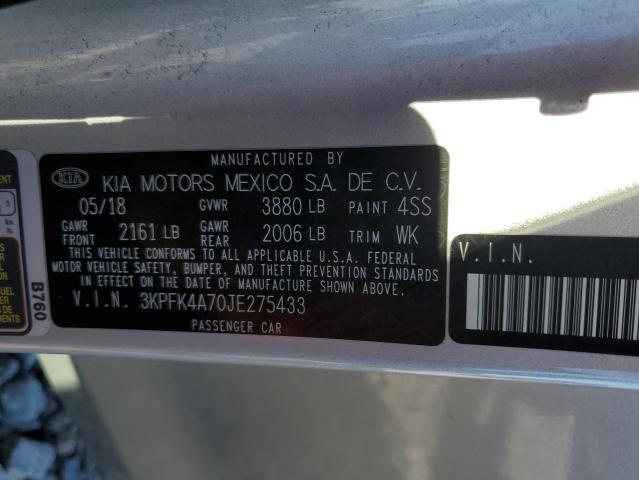 3KPFK4A70JE275433 - 2018 KIA FORTE LX فضي صورة 13