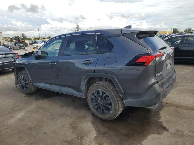 2T3K1RFV8RW347887 - 2024 TOYOTA RAV4 LE 银色 照片 2