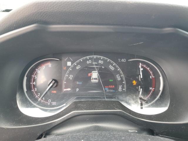 2T3K1RFV8RW347887 - 2024 TOYOTA RAV4 LE 银色 照片 9