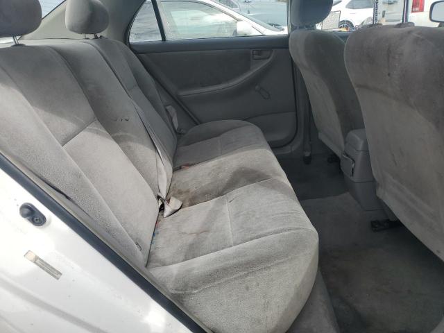 JTDBR32EX42044493 - 2004 TOYOTA COROLLA CE WHITE photo 10