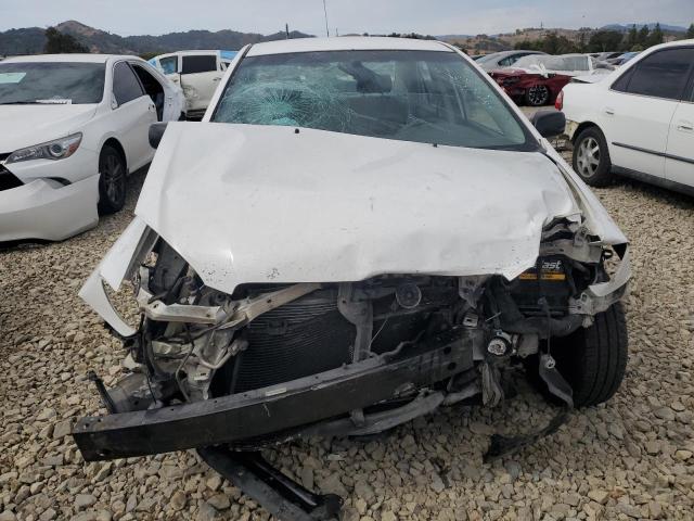 JTDBR32EX42044493 - 2004 TOYOTA COROLLA CE WHITE photo 5