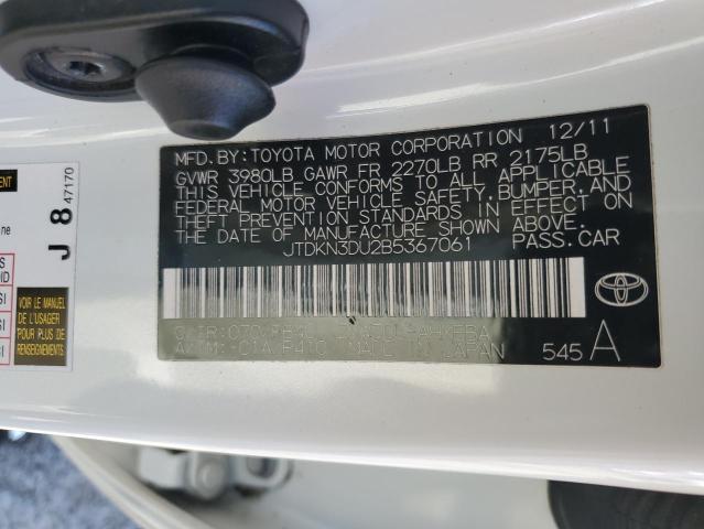 JTDKN3DU2B5367061 - 2011 TOYOTA PRIUS WHITE photo 12