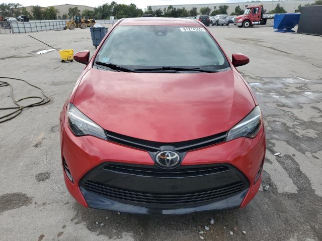 2T1BURHE5JC963808 - 2018 TOYOTA COROLLA L Czerwony zdjęcie 5