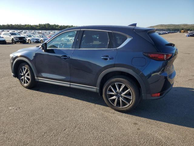 JM3KFBDM6J0441107 - 2018 MAZDA CX-5 GRAND TOURING BLUE photo 2