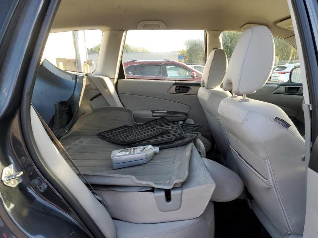 JF2SHABC1BH730763 - 2011 SUBARU FORESTER 2.5X Boz foto 11
