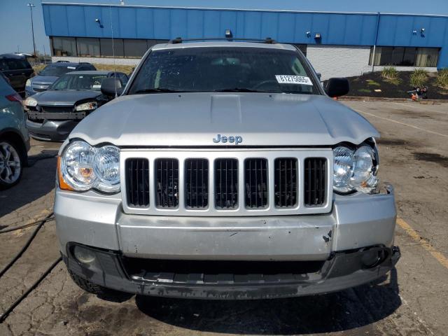 1J8GR48K58C106206 - 2008 JEEP GRAND CHER LAREDO SILVER photo 5