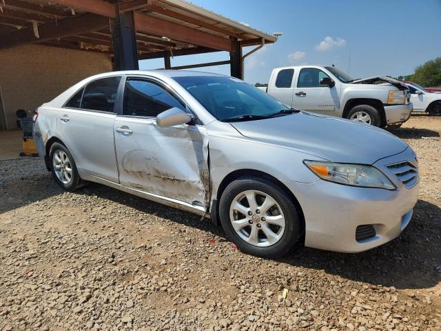 4T1BF3EK6BU726911 - 2011 TOYOTA CAMRY BASE SILVER photo 4