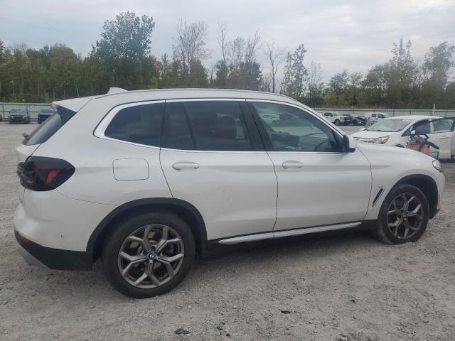5UX53DP09R9U54622 - 2024 BMW X3 XDRIVE30I WHITE photo 3