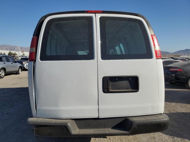 1GCWGFCG9F1280313 - 2015 CHEVROLET EXPRESS G2500 WHITE photo 6