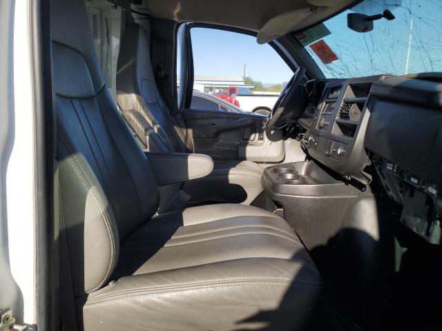 1GCWGFCG9F1280313 - 2015 CHEVROLET EXPRESS G2500 WHITE photo 7