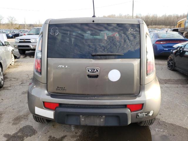 KNDJT2A23A7189646 - 2010 KIA SOUL + GRAY photo 6