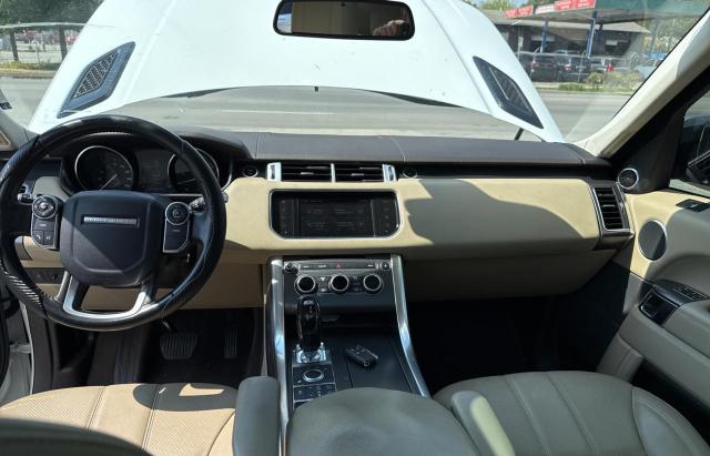 SALWG2VF6GA557555 - 2016 LAND ROVER RANGE ROVE SE WHITE photo 9