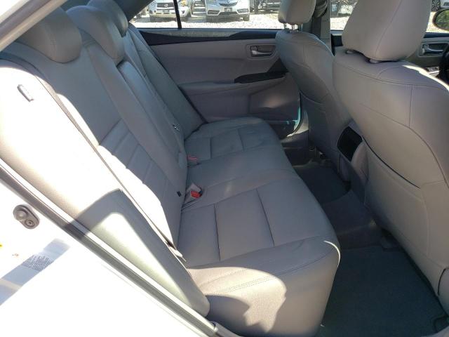 4T4BF1FK9GR569178 - 2016 TOYOTA CAMRY LE Biały zdjęcie 10
