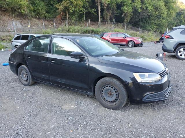 3VW2K7AJ6DM403399 - 2013 VOLKSWAGEN JETTA BASE BLACK photo 4