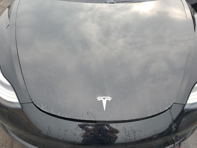 5YJ3E1EA1JF151938 - 2018 TESLA MODEL 3 Черный фото 11