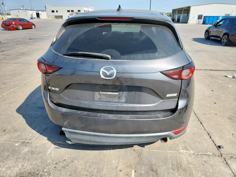 JM3KFACM7J1352944 - 2018 MAZDA CX-5 TOURING GRAY photo 6