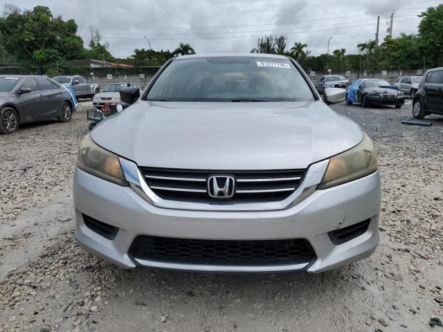 1HGCR2F34FA202425 - 2015 HONDA ACCORD LX 银色 照片 5