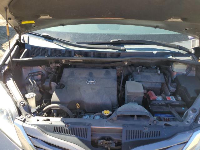5TDKK3DCXFS547873 - 2015 TOYOTA SIENNA LE Boz foto 12