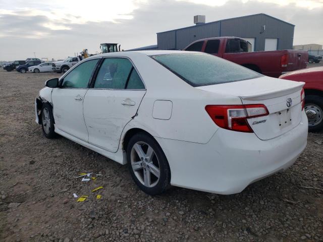 4T1BF1FK8EU440159 - 2014 TOYOTA CAMRY L WHITE photo 2