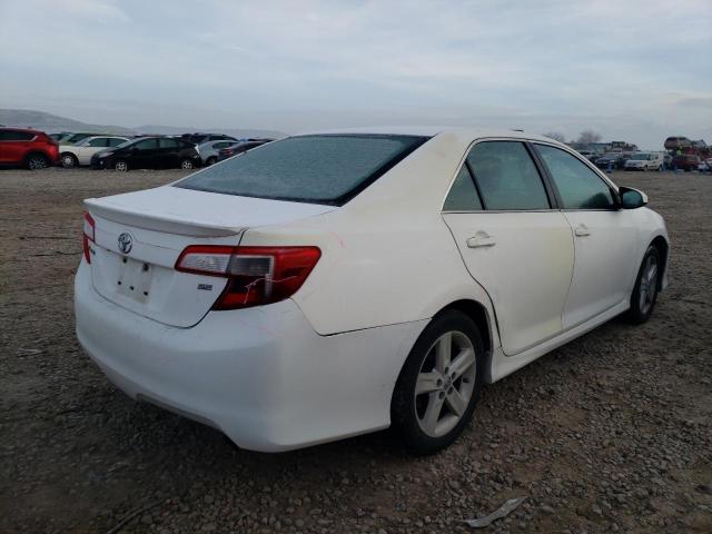 4T1BF1FK8EU440159 - 2014 TOYOTA CAMRY L WHITE photo 3