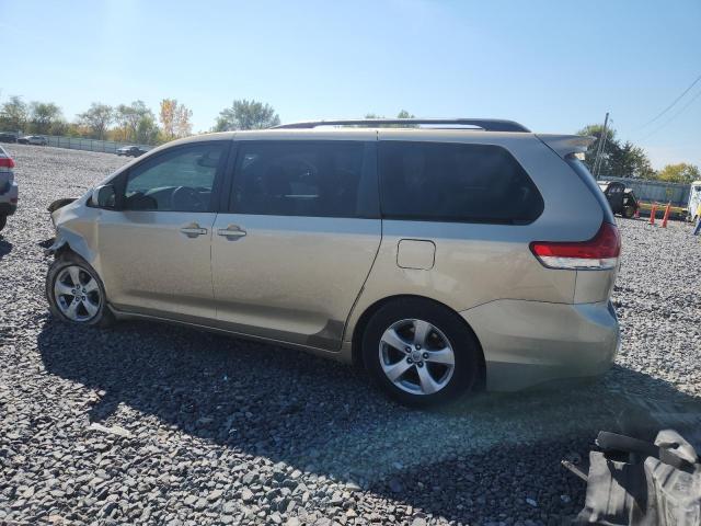 5TDKK3DC9BS050162 - 2011 TOYOTA SIENNA LE GOLD photo 2