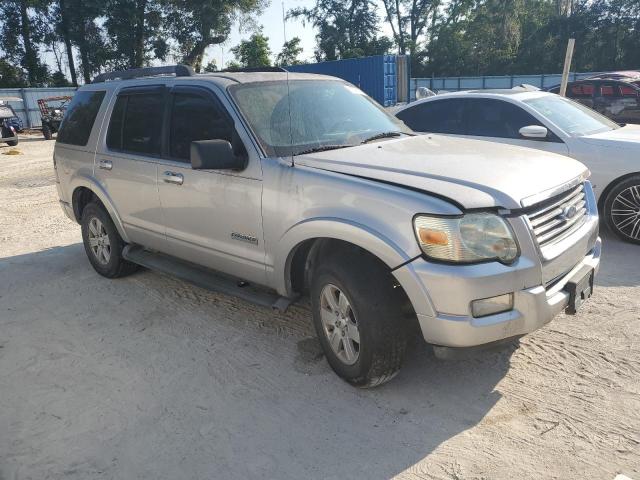 1FMEU73E38UB06100 - 2008 FORD EXPLORER XLT ვერცხლისფერი ფოტო 4