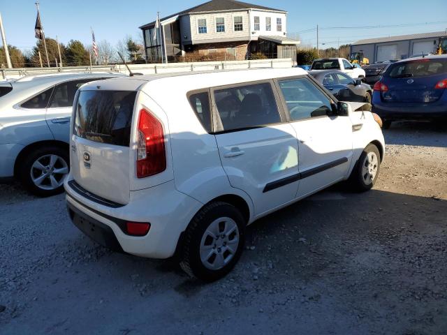 KNDJT2A50D7518527 - 2013 KIA SOUL WHITE photo 3