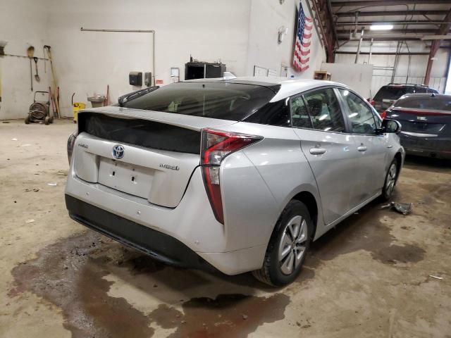 JTDKARFU1J3545144 - 2018 TOYOTA PRIUS SILVER photo 3