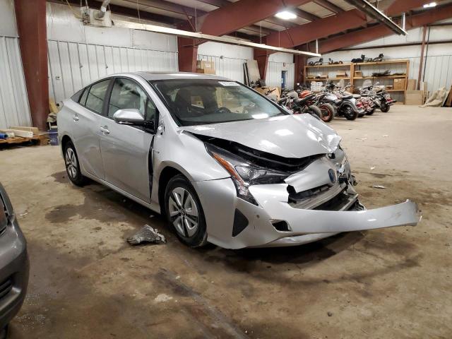 JTDKARFU1J3545144 - 2018 TOYOTA PRIUS SILVER photo 4