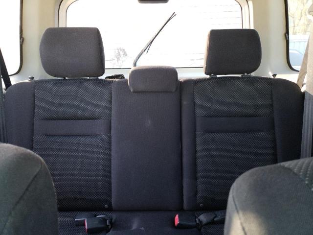 JTLKT324250203873 - 2005 TOYOTA SCION XB 白色 照片 10