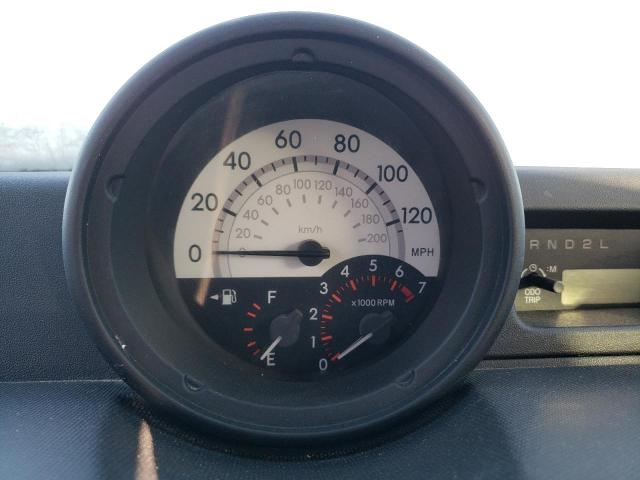 JTLKT324250203873 - 2005 TOYOTA SCION XB 白色 照片 9