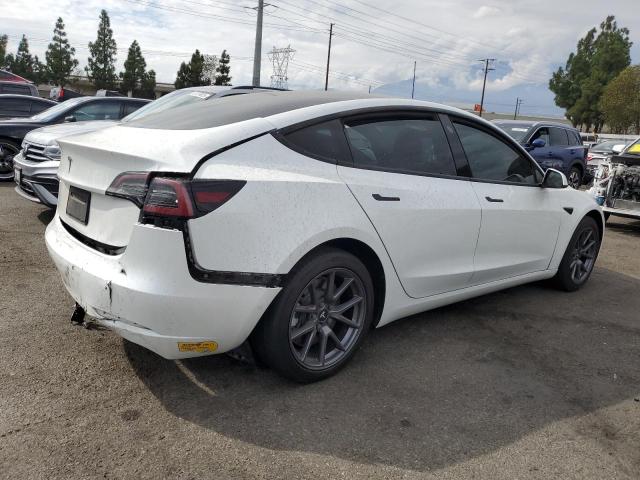 5YJ3E1EA5NF239218 - 2022 TESLA MODEL 3 Biały zdjęcie 3