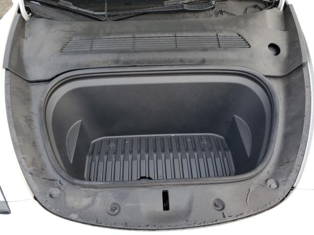 7SAYGDEE1NF361453 - 2022 TESLA MODEL Y Ақ фото 11