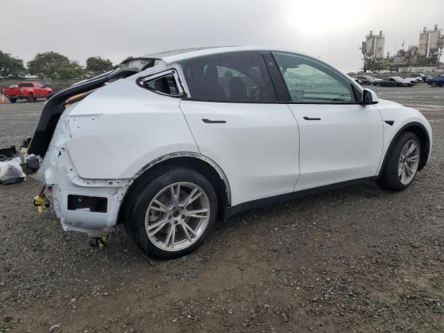 7SAYGDEE1NF361453 - 2022 TESLA MODEL Y Ақ фото 3