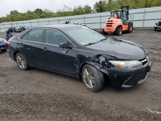 4T1BF1FK5HU379163 - 2017 TOYOTA CAMRY LE 黑色 照片 4