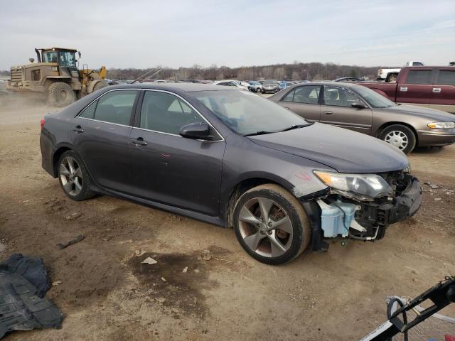 4T1BF1FK7EU832033 - 2014 TOYOTA CAMRY L GRAY photo 4