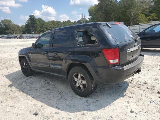 1J8GR48K47C628579 - 2007 JEEP GRAND CHER LAREDO BLACK photo 2