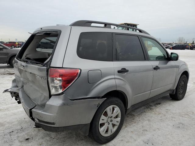 JF2SH6BC7AH732108 - 2010 SUBARU FORESTER XS Srebrny zdjęcie 3