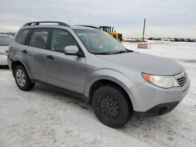 JF2SH6BC7AH732108 - 2010 SUBARU FORESTER XS Srebrny zdjęcie 4